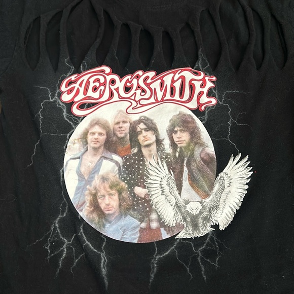 Vintage Aerosmith Custom T with cutout details in front. Size XS - Picture 3 of 4